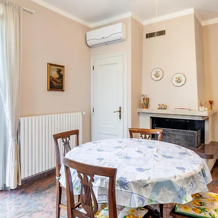 La Lanterna Bianca A Apartment Bagnone